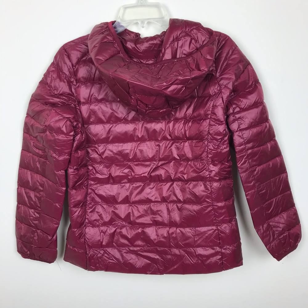 Cute Puffer Jacket! - image 3